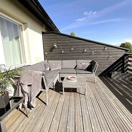Townhouse Box In Center / Large Terrace * Pärnu